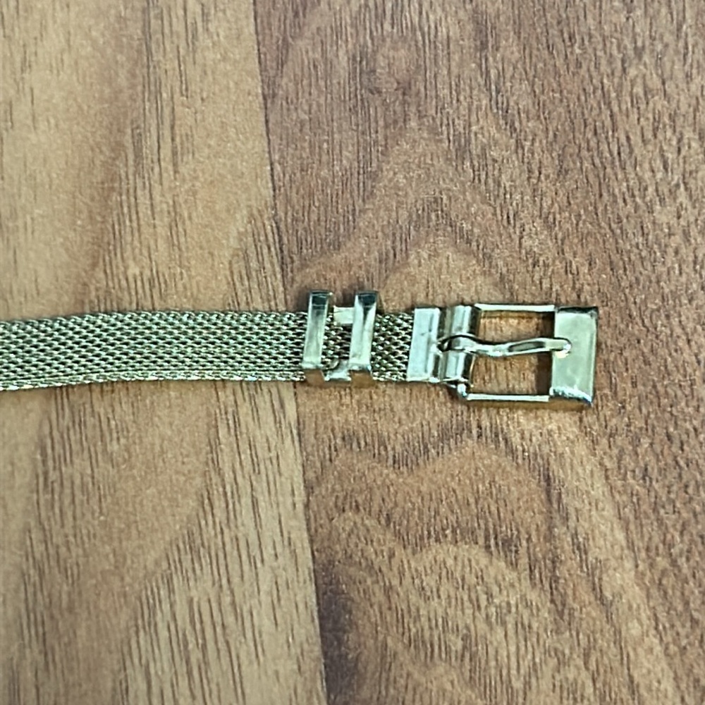 Givenchy Rare Vintage Heart Lock and Key Bracelet - Picture 4 of 12
